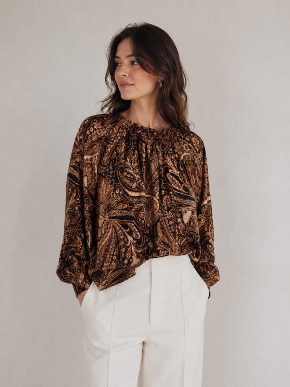 H&M x RICHARD ALLEN Dark Paisley Blouse Quiet Luxury Euro Chic Boho Office 12